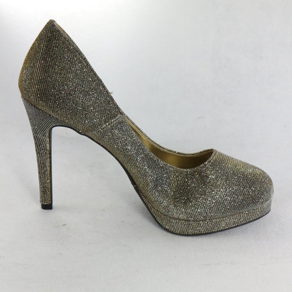 fioni silver heels